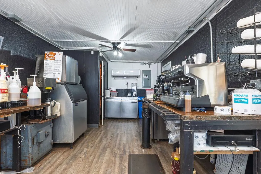 Photo 14 — 1836 N Kickapoo Avenue, Shawnee, OK 74804