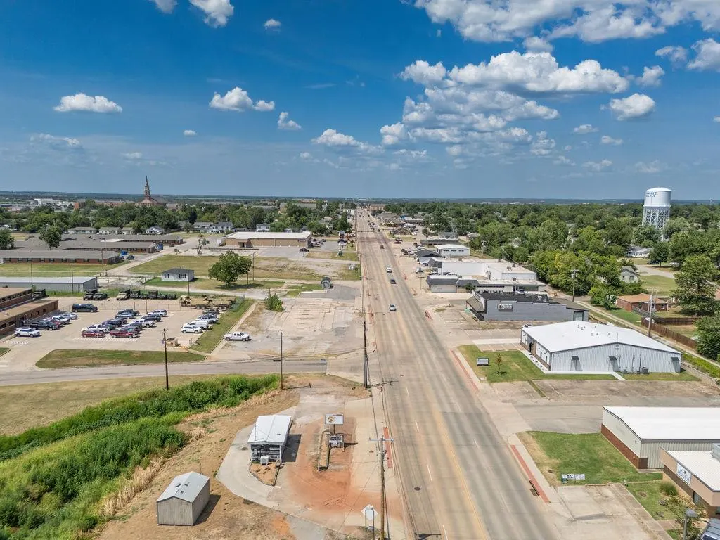 Photo 30 — 1836 N Kickapoo Avenue, Shawnee, OK 74804