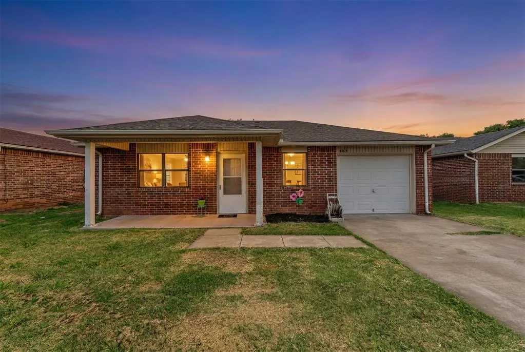 Front exterior — 309 W Garrett Street, Anadarko, OK 73005