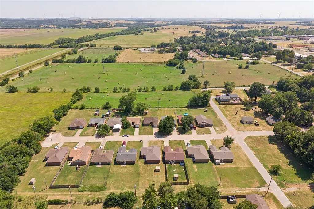 Photo 12 — 309 W Garrett Street, Anadarko, OK 73005