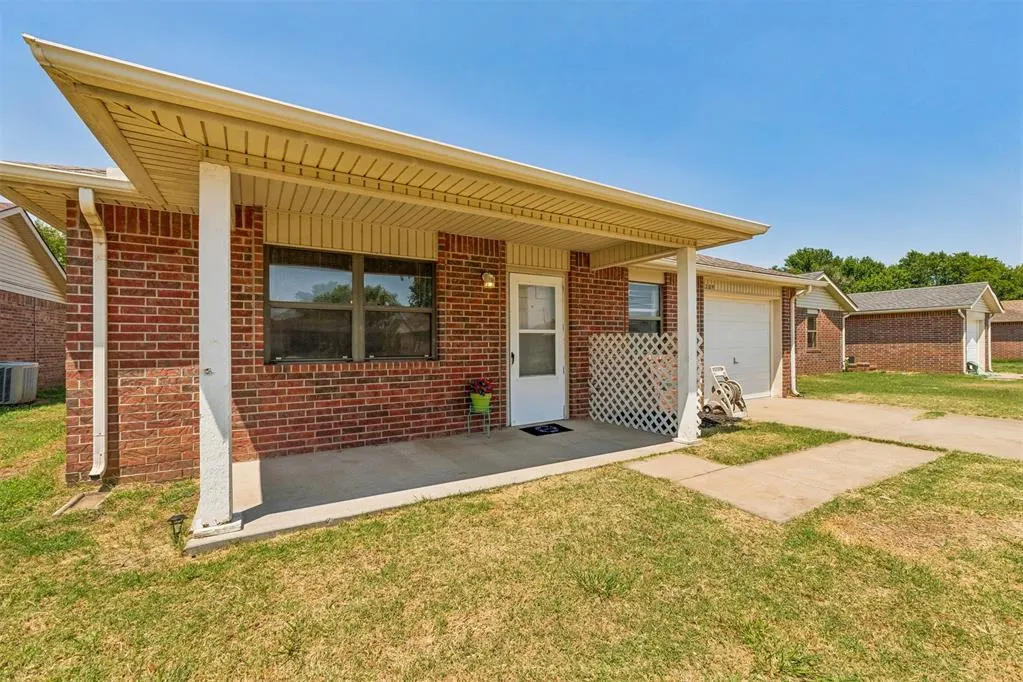 Photo 18 — 309 W Garrett Street, Anadarko, OK 73005
