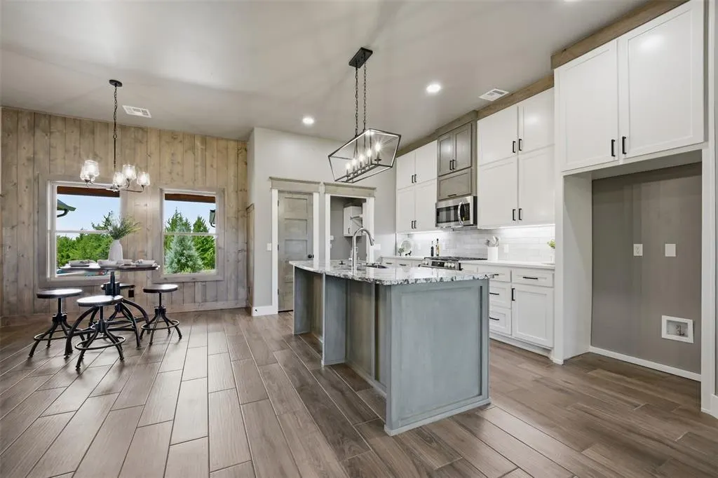 Photo 11 — 1109 Bridgeview Lane, Tuttle, OK 73089