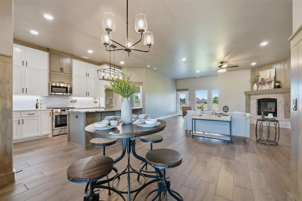 Photo 12 — 1109 Bridgeview Lane, Tuttle, OK 73089
