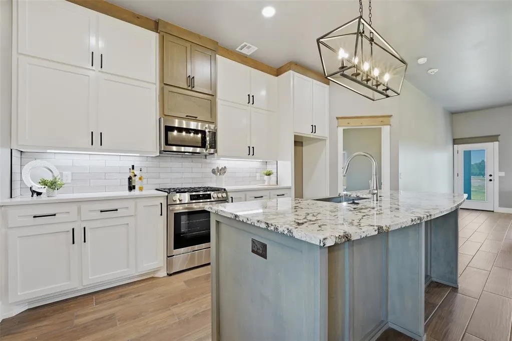 Photo 13 — 1109 Bridgeview Lane, Tuttle, OK 73089