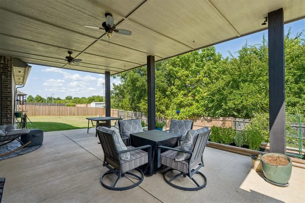 Photo 37 — 286 Mounds Road, Harrah, OK 73045