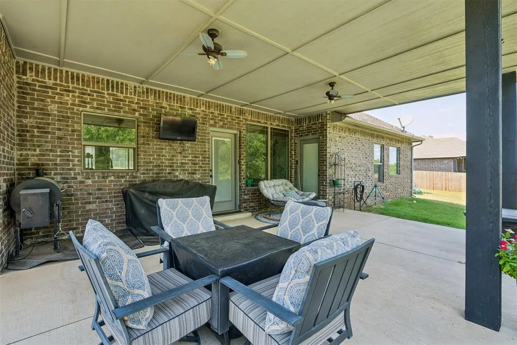 Photo 39 — 286 Mounds Road, Harrah, OK 73045