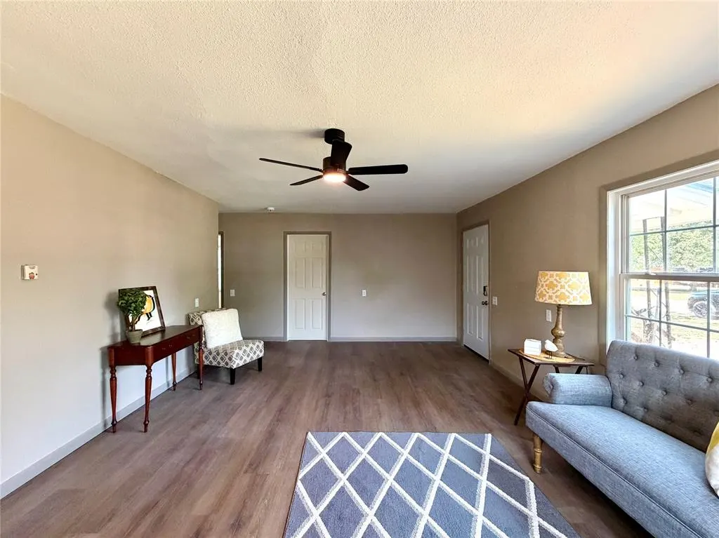 Photo 9 — 603 NW Pontotoc Street, Minco, OK 73059