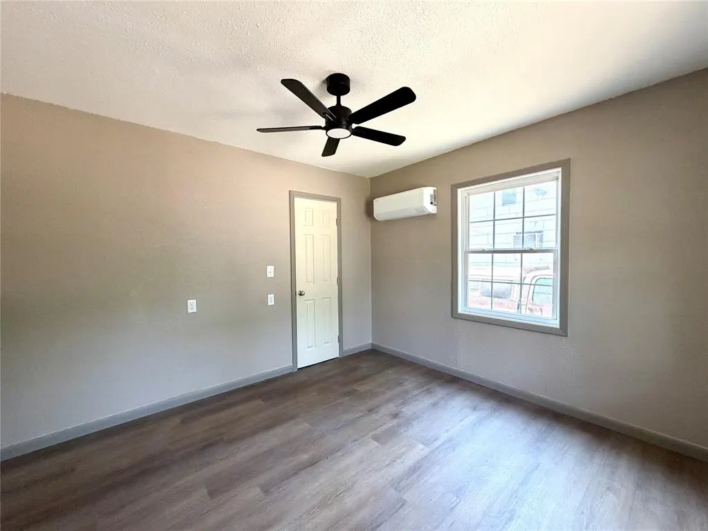 Photo 16 — 603 NW Pontotoc Street, Minco, OK 73059