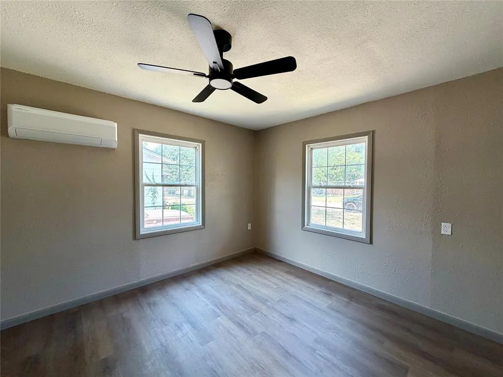 Photo 17 — 603 NW Pontotoc Street, Minco, OK 73059