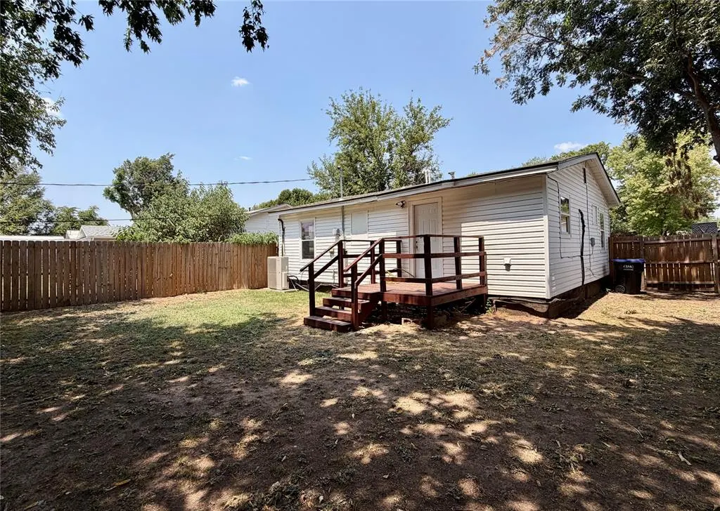 Photo 22 — 603 NW Pontotoc Street, Minco, OK 73059
