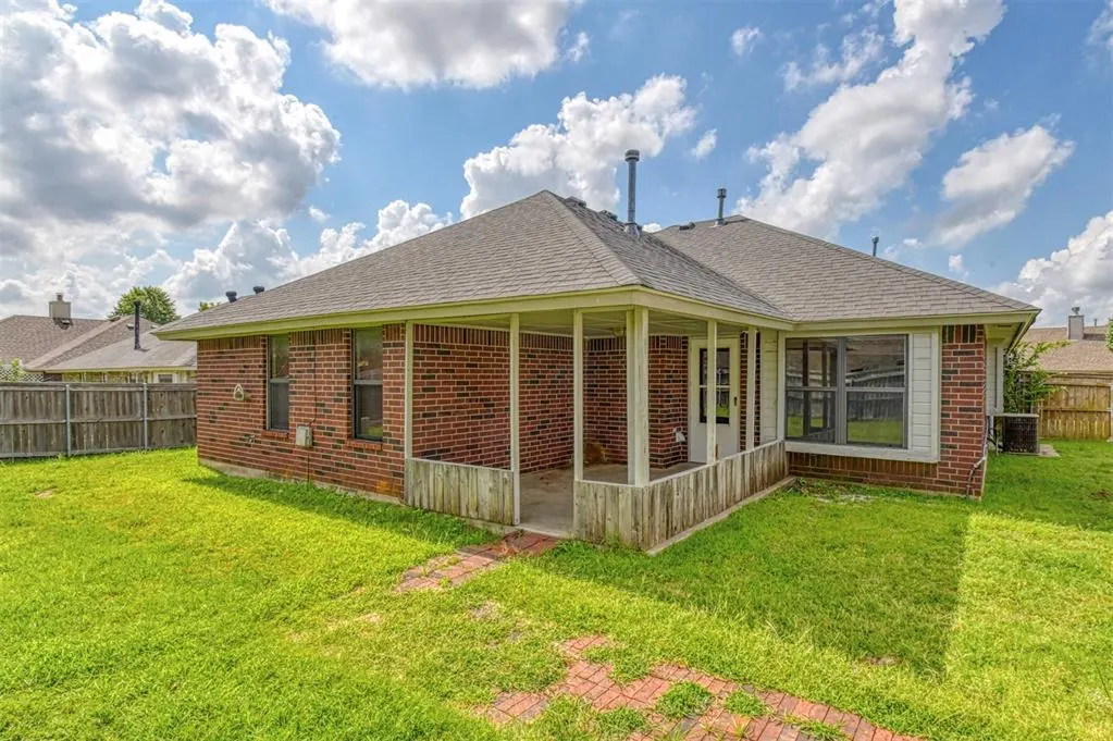 Photo 20 — 313 SW 141st Street, Oklahoma City, OK 73170