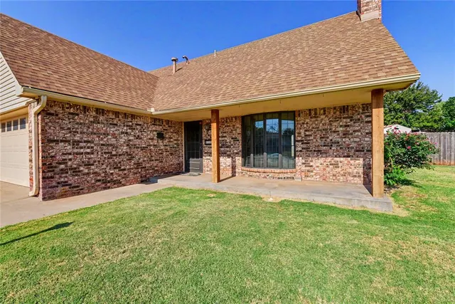 Photo 6 — 111 Mockingbird Lane, Elk City, OK 73644