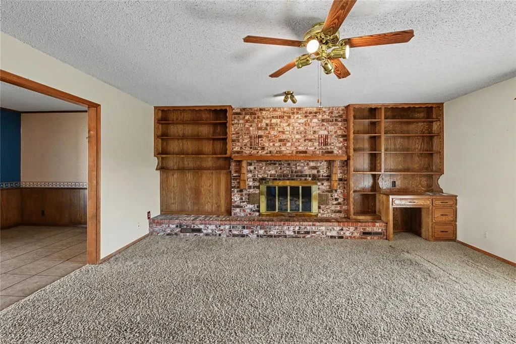 Photo 10 — 111 Mockingbird Lane, Elk City, OK 73644