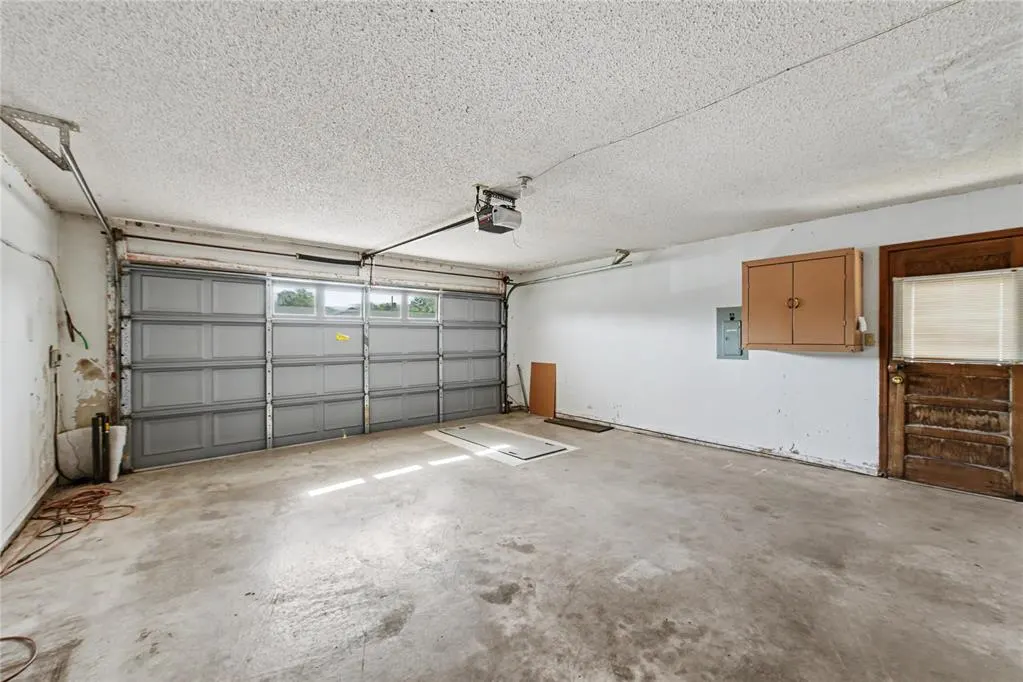 Photo 29 — 111 Mockingbird Lane, Elk City, OK 73644