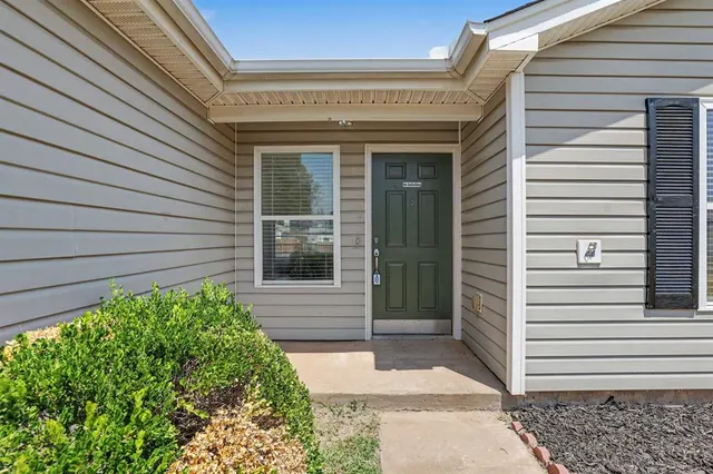 Photo 3 — 1801 NW 147th Street, Edmond, OK 73013