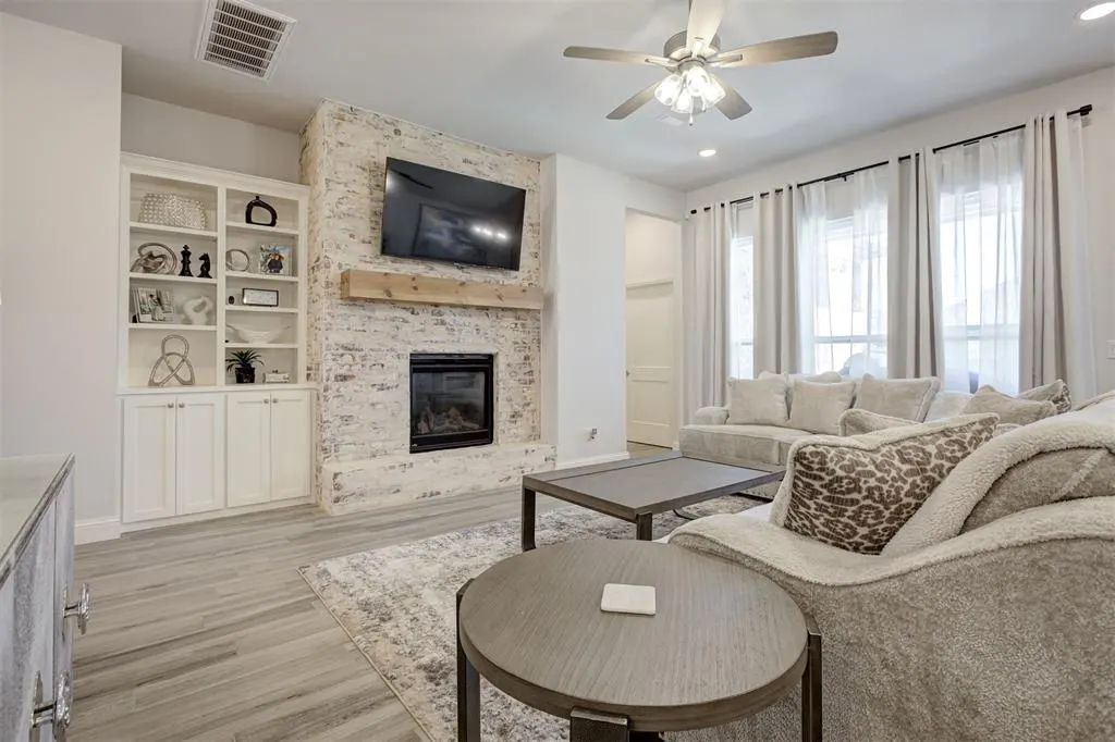 Photo 7 — 3727 Hardy Drive, Norman, OK 73069