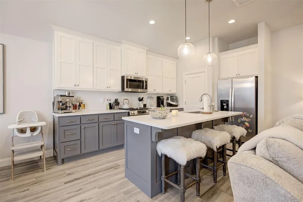 Photo 10 — 3727 Hardy Drive, Norman, OK 73069