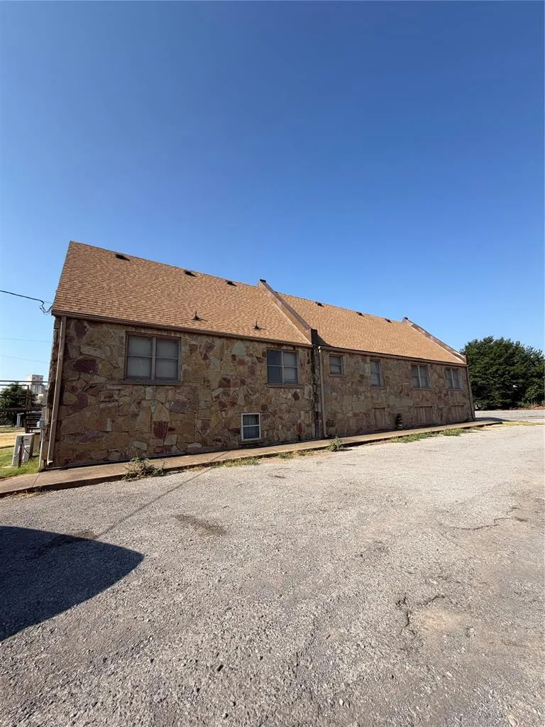 Photo 5 — 117 W Ash Street, Carnegie, OK 73015