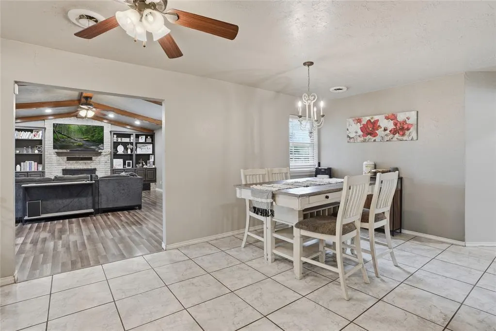 Photo 11 — 319 Cameron Drive, Altus, OK 73521