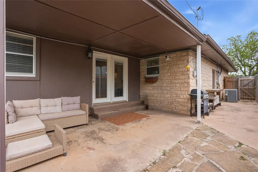Photo 29 — 319 Cameron Drive, Altus, OK 73521