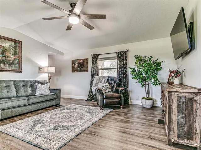 Photo 7 — 8800 N Coltrane Road, Guthrie, OK 73044
