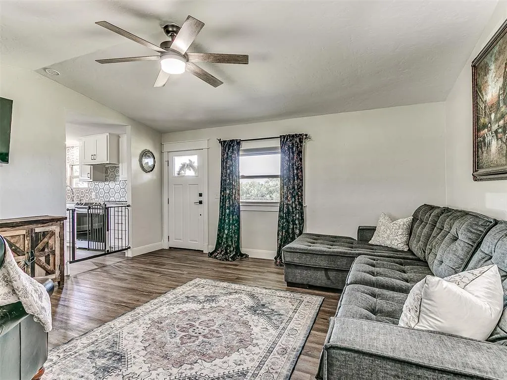 Photo 8 — 8800 N Coltrane Road, Guthrie, OK 73044