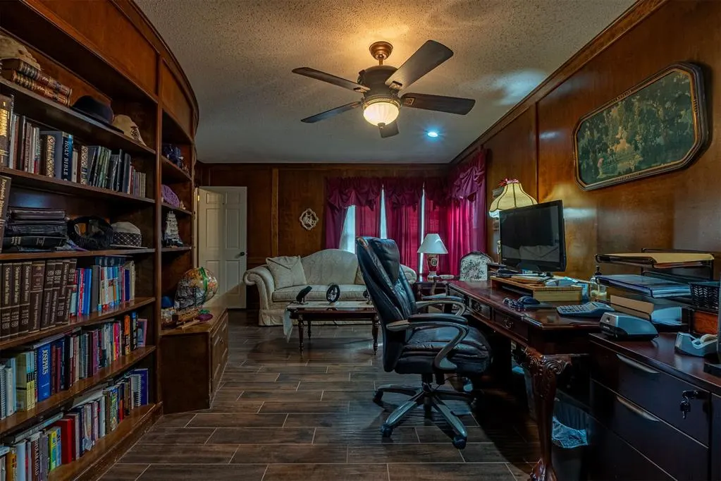 Photo 12 — 254 N Marshall Drive, Chandler, OK 74834