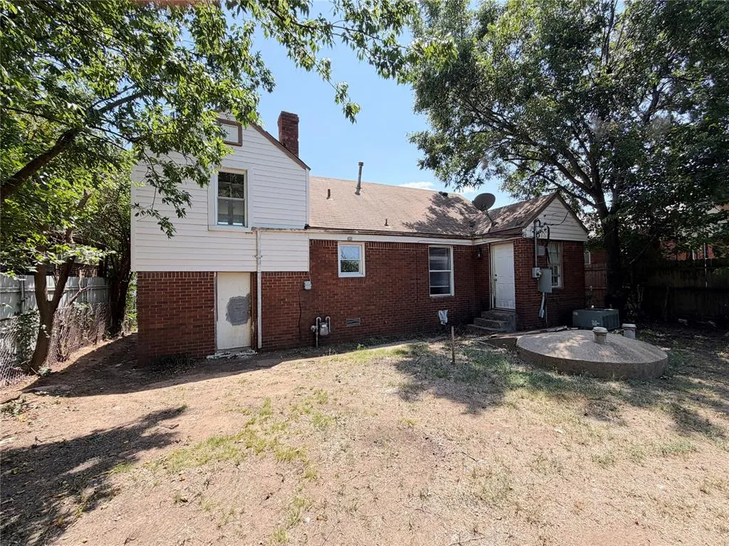 Photo 6 — 737 SW 47th Street, Oklahoma City, OK 73109