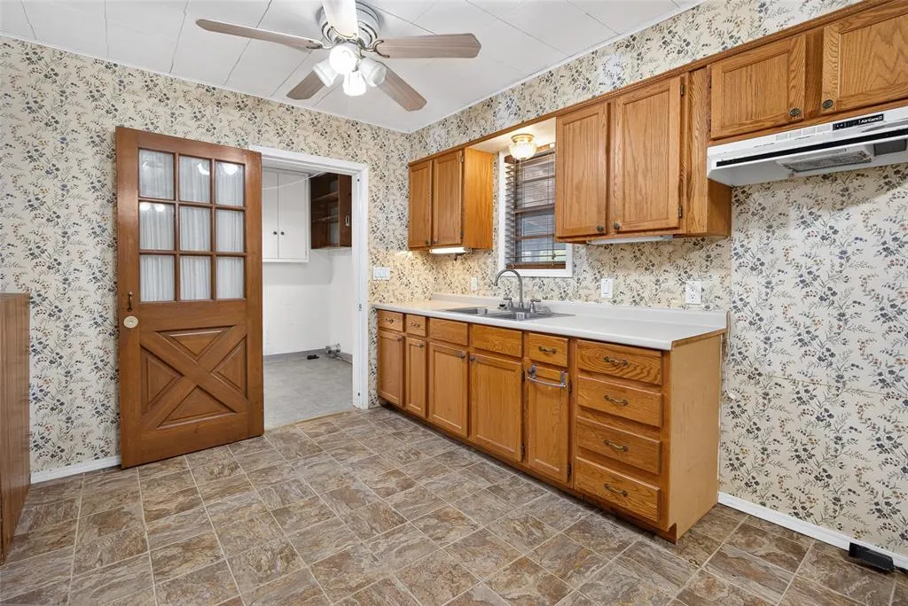 Photo 10 — 714 N Jefferson Avenue, Blanchard, OK 73010