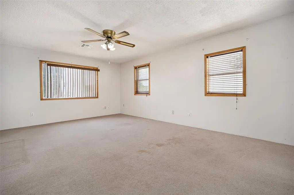 Photo 18 — 714 N Jefferson Avenue, Blanchard, OK 73010