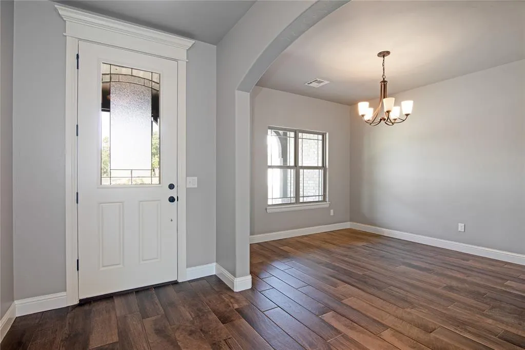 Photo 6 — 12680 Arbor Meadows Lane, Oklahoma City, OK 73165