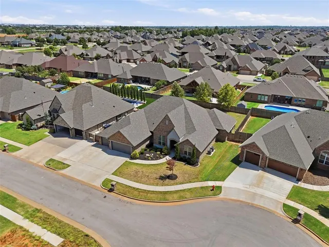 Photo 4 — 9120 SW 31st Street, Oklahoma City, OK 73179