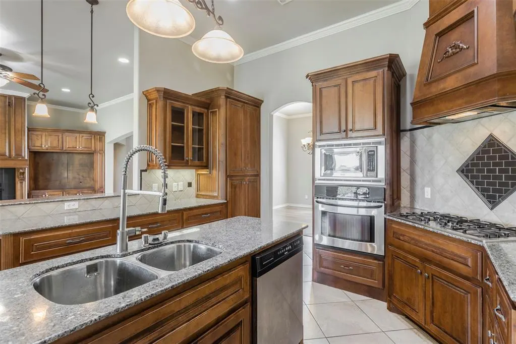 Photo 14 — 15315 Coral Creek Lane, Oklahoma City, OK 73165