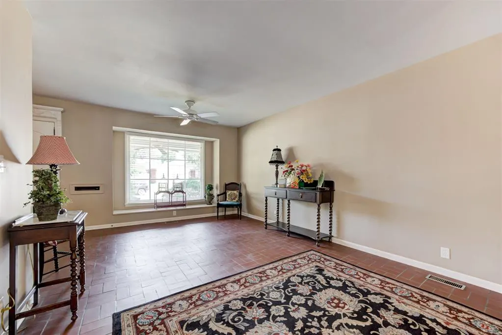 Photo 8 — 1744 Westbrooke Terrace, Norman, OK 73072