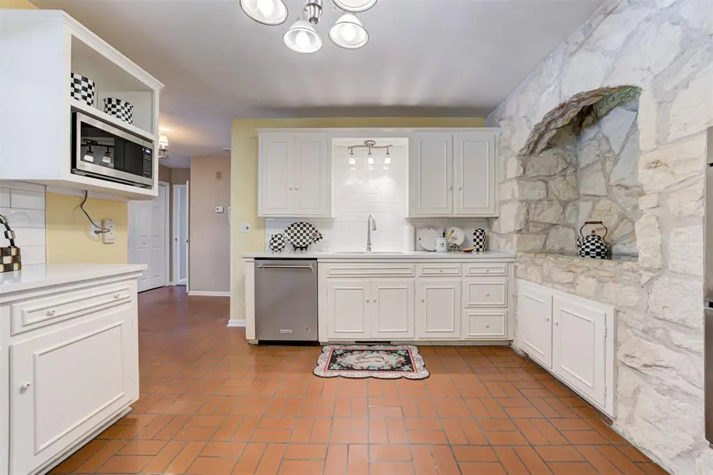Photo 13 — 1744 Westbrooke Terrace, Norman, OK 73072