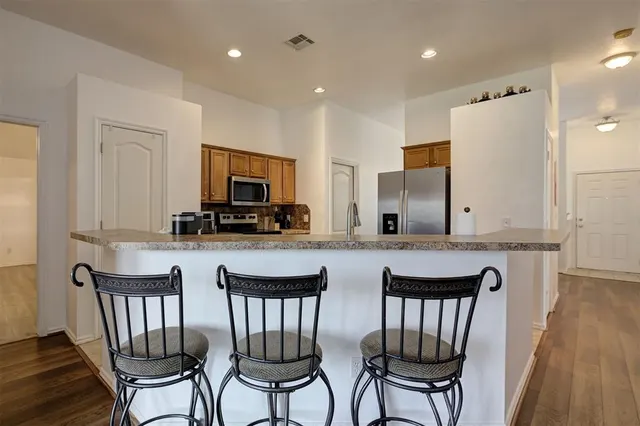 Photo 8 — 612 Cavecreek Street, Norman, OK 73071