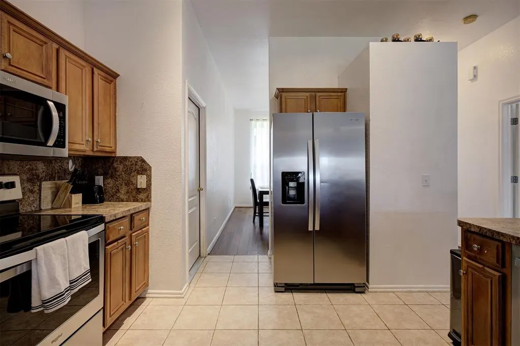 Photo 9 — 612 Cavecreek Street, Norman, OK 73071