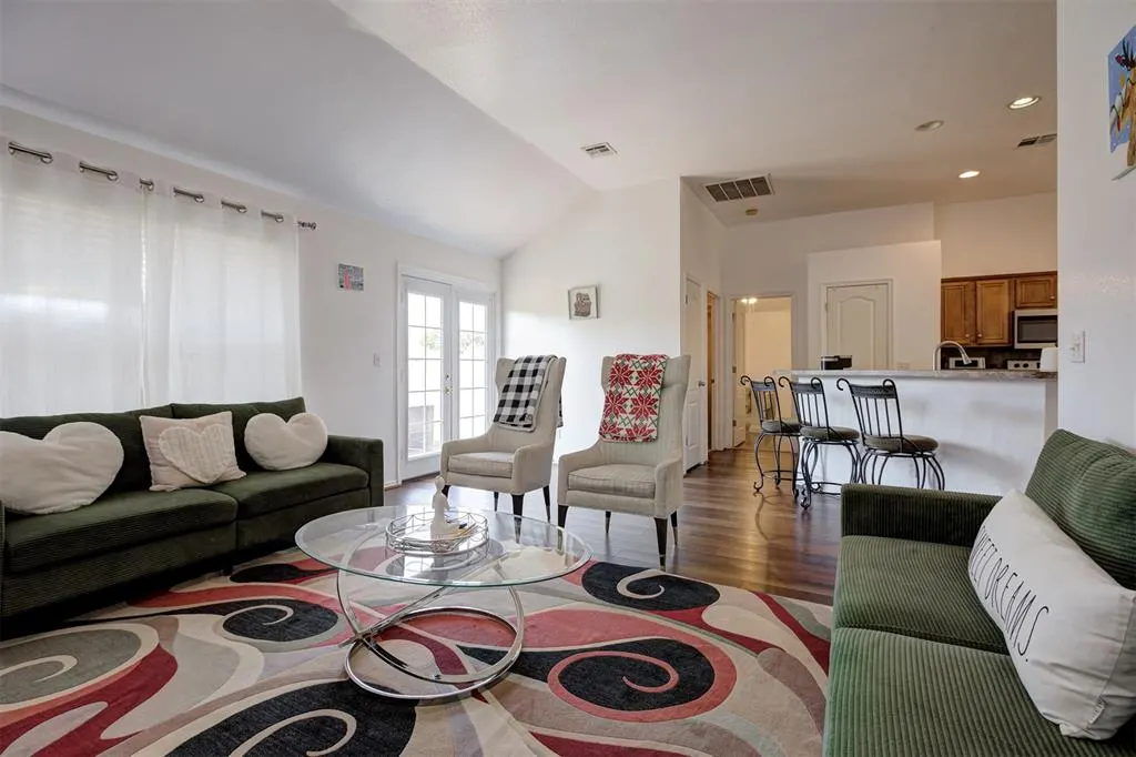 Photo 15 — 612 Cavecreek Street, Norman, OK 73071