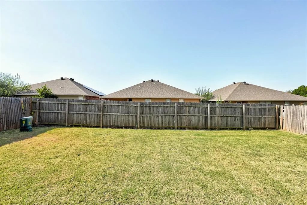 Photo 35 — 612 Cavecreek Street, Norman, OK 73071