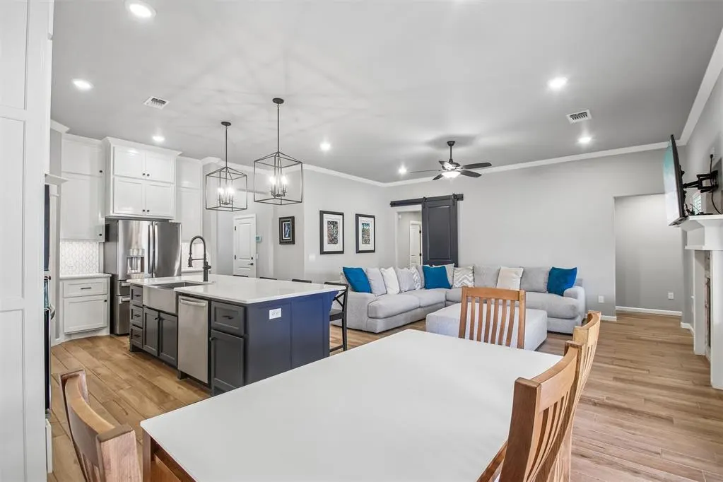 Photo 14 — 18700 Big Cedar Way, Edmond, OK 73012