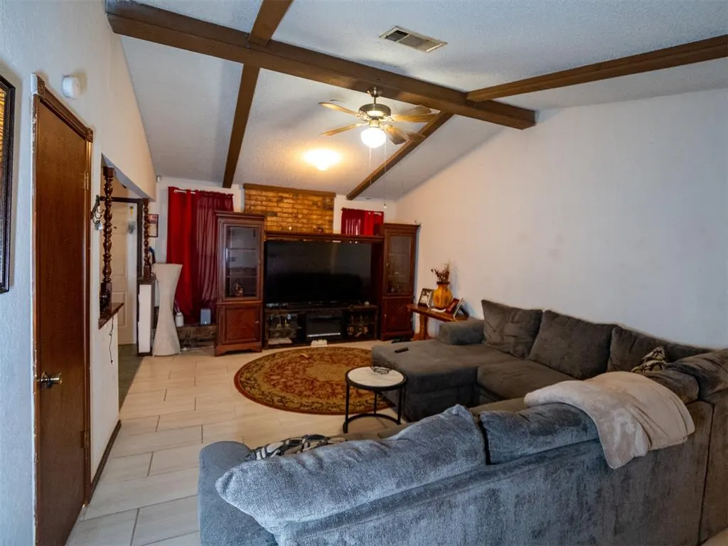 Photo 9 — 4928 Gaines Street, Oklahoma City, OK 73135
