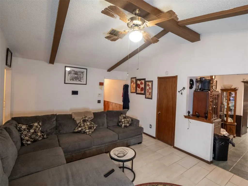 Photo 10 — 4928 Gaines Street, Oklahoma City, OK 73135