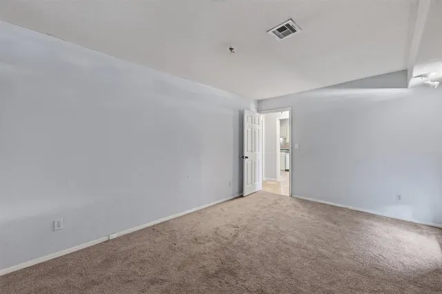 Photo 5 — 7720 NW 30th Terrace, Bethany, OK 73008