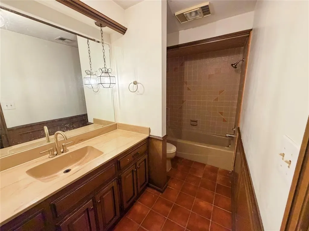 Photo 21 — 2317 Robinwood Circle, Shawnee, OK 74801