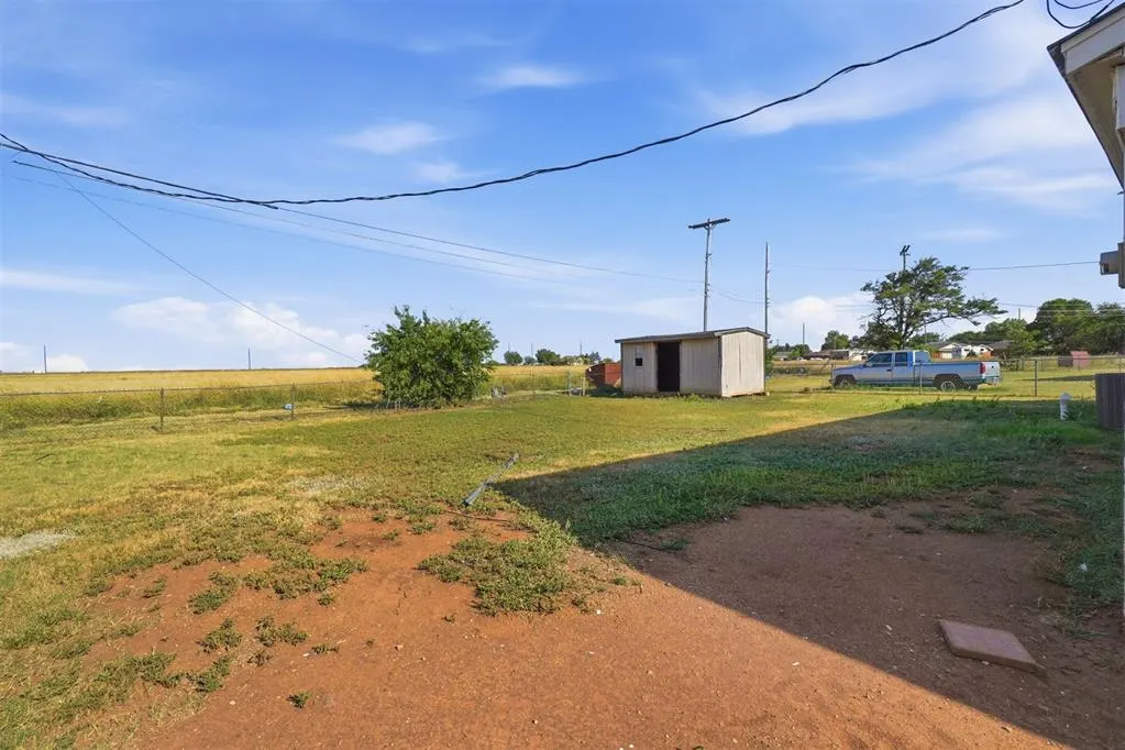 Photo 30 — 1072 Elk Street, Altus, OK 73521