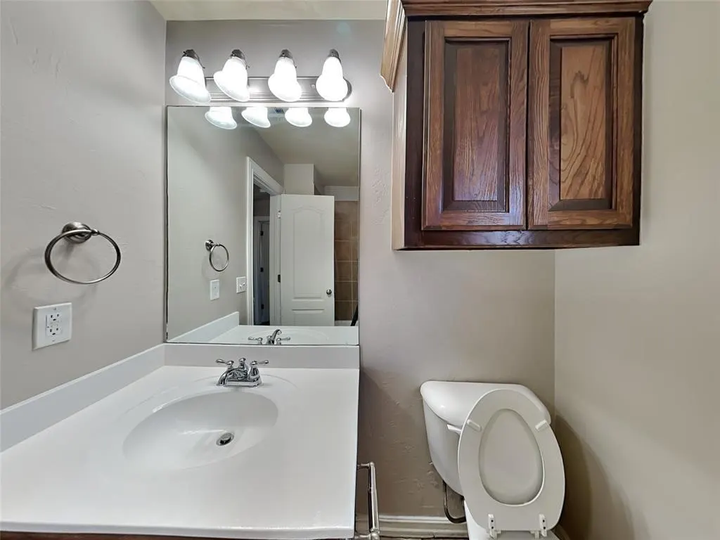 Photo 14 — 13812 Teagen Lane, Yukon, OK 73099