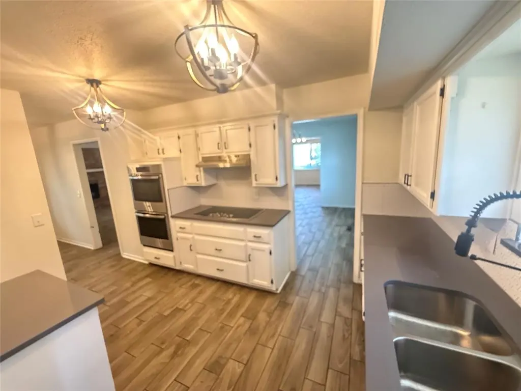 Photo 4 — 6908 Talbot Court, Oklahoma City, OK 73162