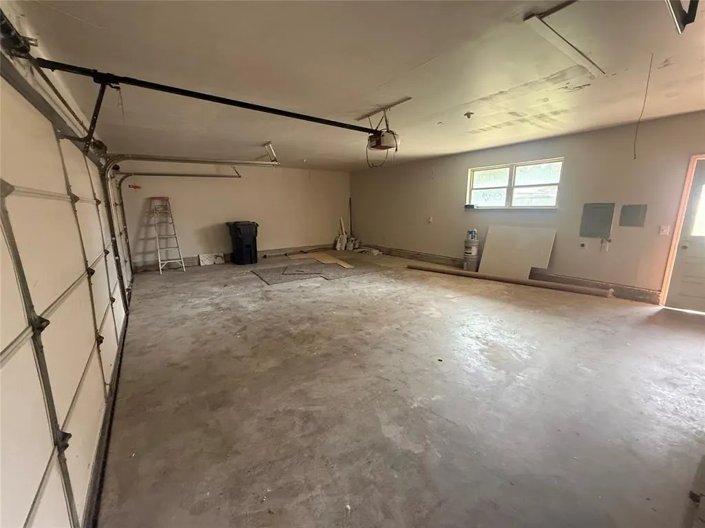 Photo 12 — 6908 Talbot Court, Oklahoma City, OK 73162