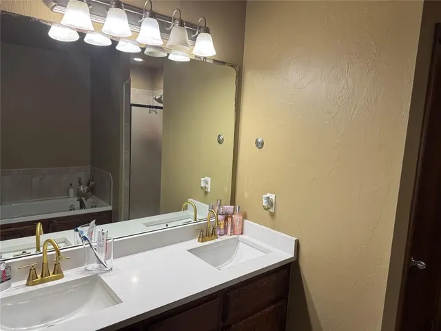Photo 6 — 1121 NW Phils way NW Way, Piedmont, OK 73078