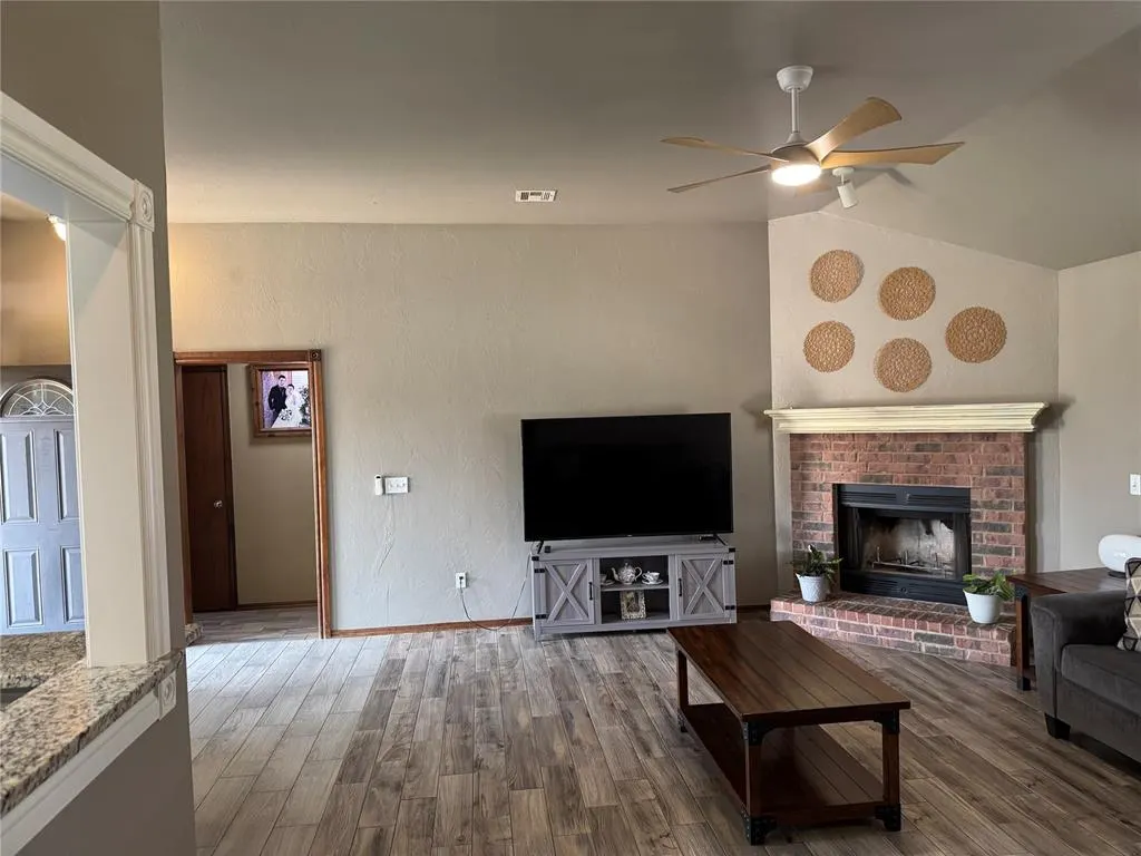 Photo 10 — 1121 NW Phils way NW Way, Piedmont, OK 73078